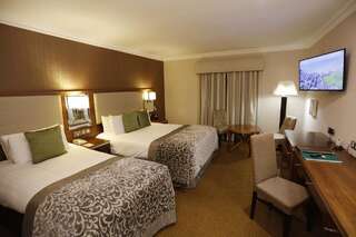 Отель Vaughan Lodge Hotel Лехинч Двухместный номер с 1 кроватью или 2 отдельными кроватями-3
